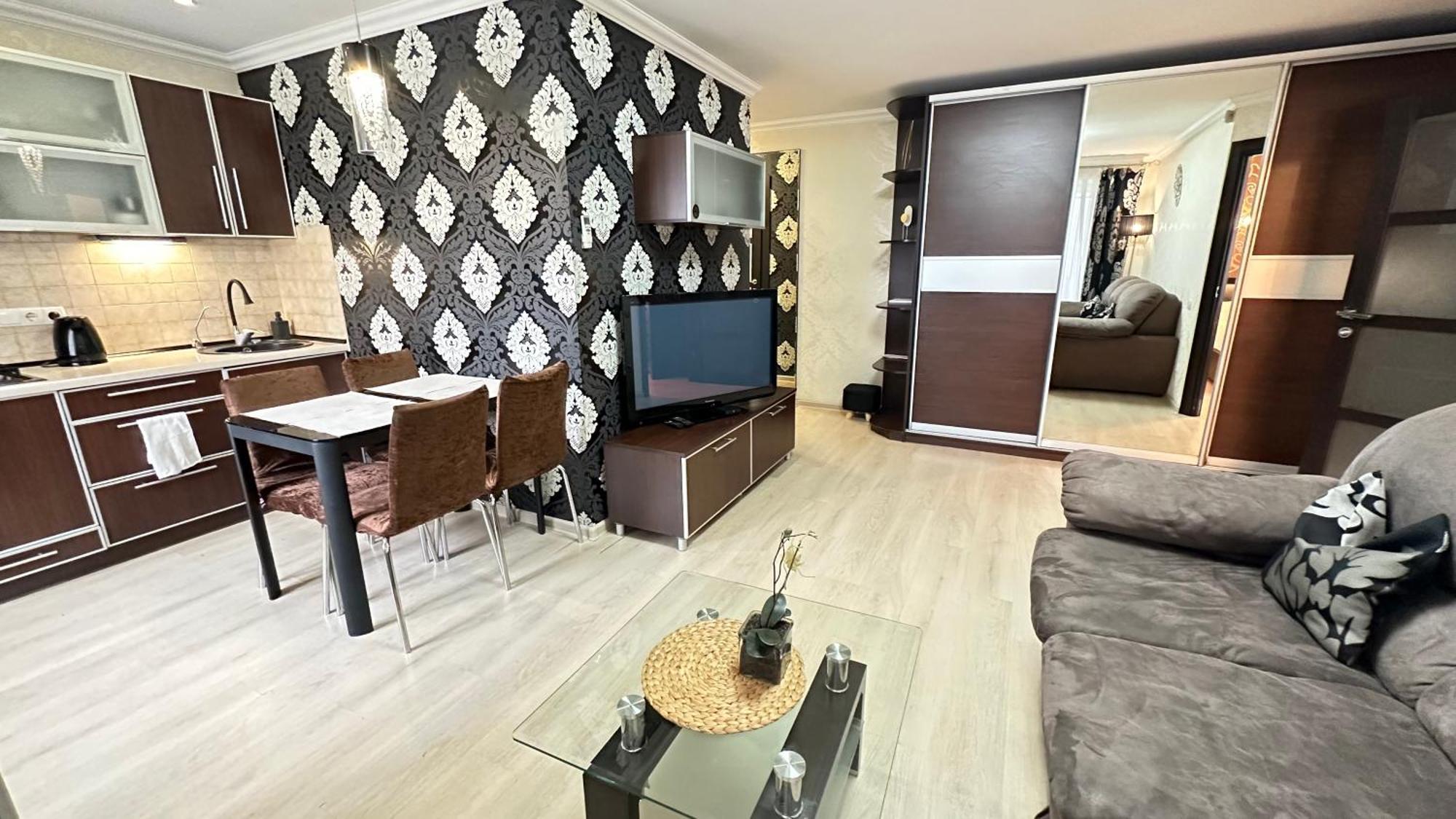 Apartment On Nauki Avenue 102 Dnipro Dış mekan fotoğraf