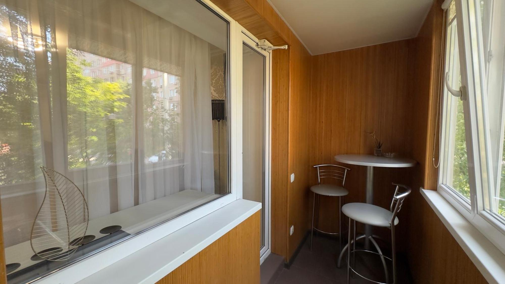 Apartment On Nauki Avenue 102 Dnipro Dış mekan fotoğraf