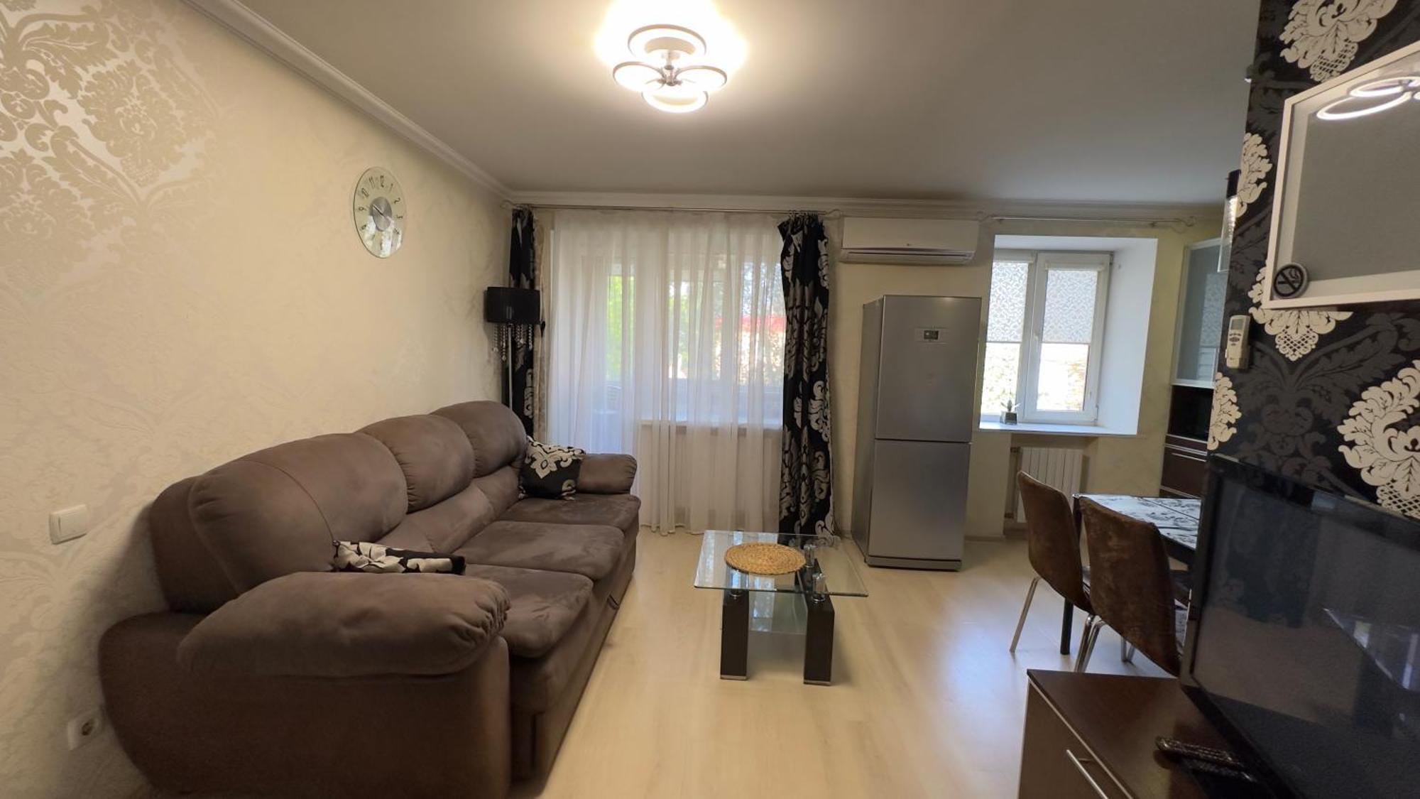 Apartment On Nauki Avenue 102 Dnipro Dış mekan fotoğraf